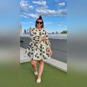 SPRING OUTFIT TIERED WHO WHAT WEAR FLORAL CREAM DRESS SIZE XS